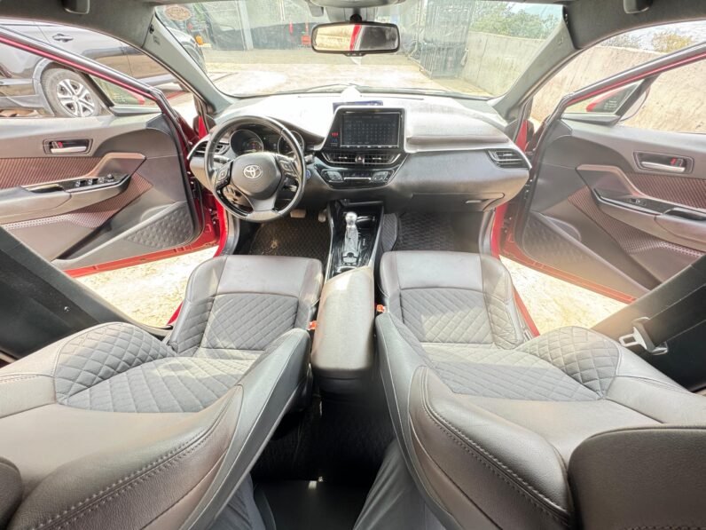 
								2017 TOYOTA C-HR HYBRID full									