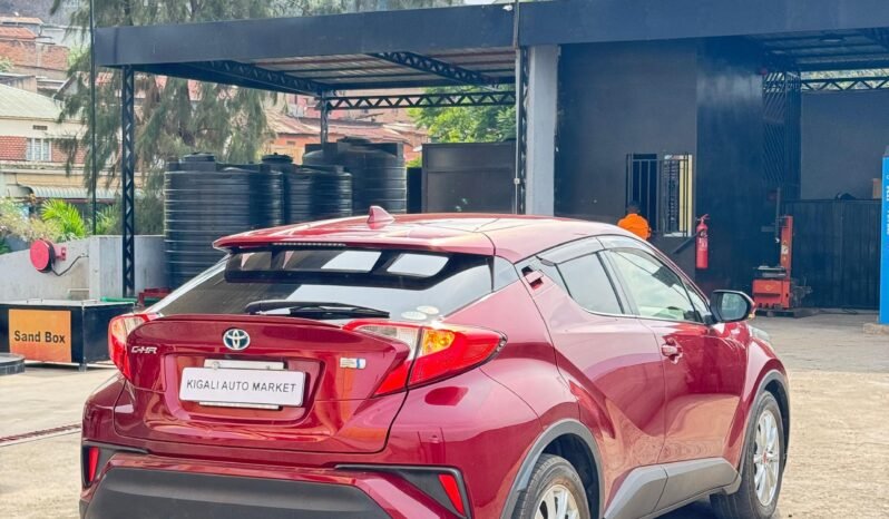 
								2017 TOYOTA C-HR HYBRID full									