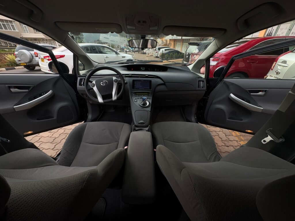 2011 TOYOTA PRIUS HYBRID