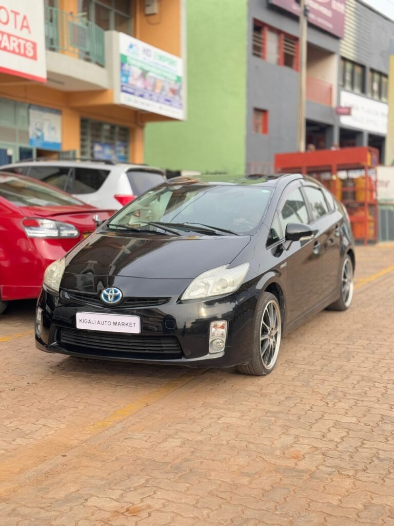 2011 TOYOTA PRIUS HYBRID
