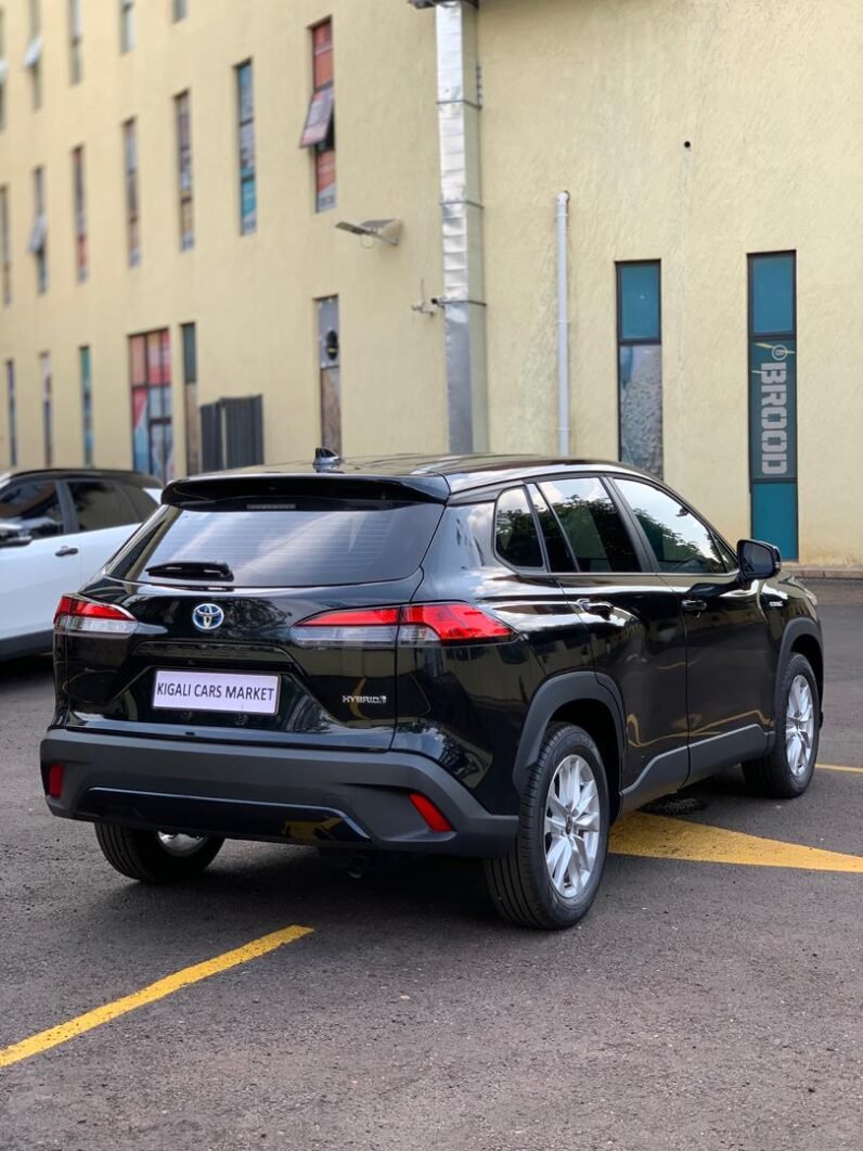 
								2024 TOYOTA COROLLA CROSS HYBRID full									