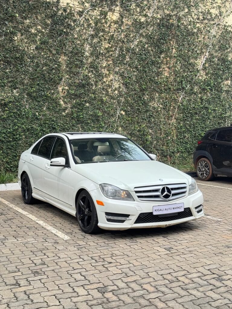 MERCEDES BENZ C250 4MATIC