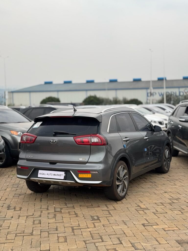 2017 KIA NIRO HYBRID