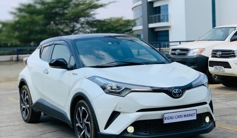 
								2018 TOYOTA C-HR HYBRID full									