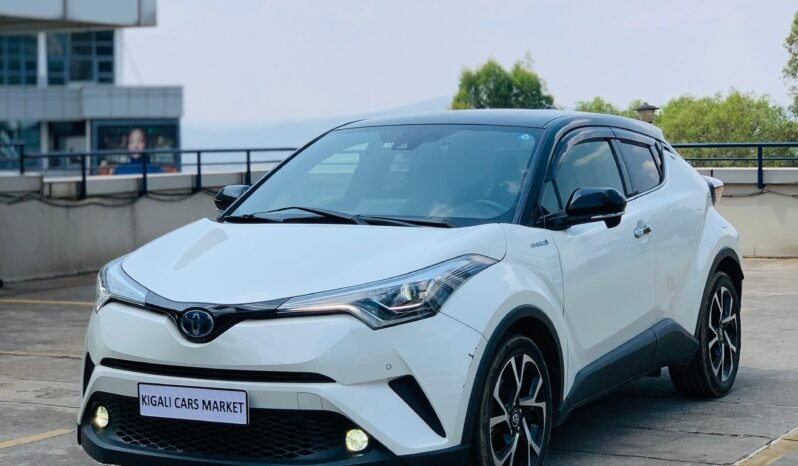
								2018 TOYOTA C-HR HYBRID full									