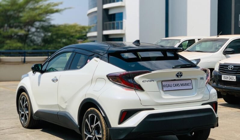 
								2018 TOYOTA C-HR HYBRID full									