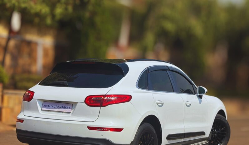 2017 ZOTYE SR9