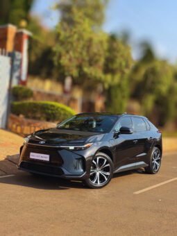 2022 TOYOTA BZ4X ( ELECTRIC)
