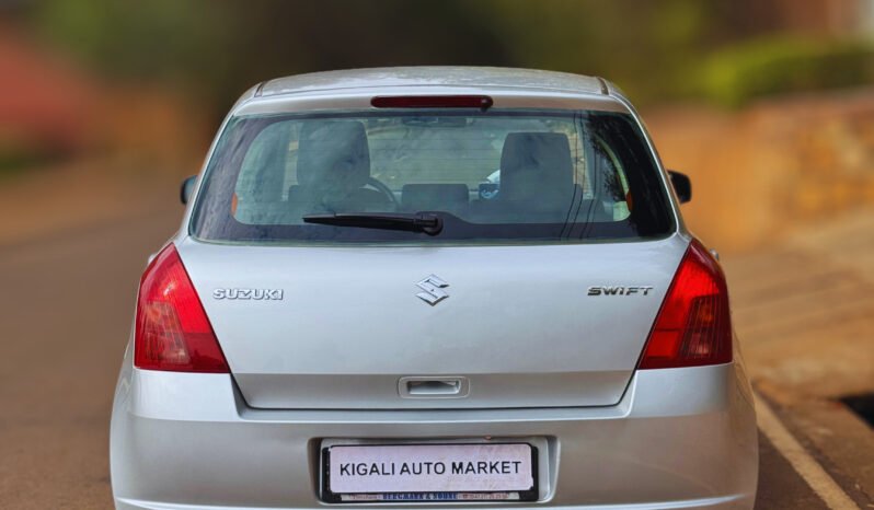 
								2007 SUZUKI SWIFT full									