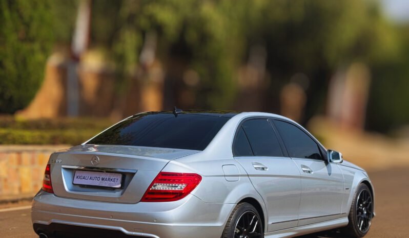 
								2012 MERCEDES BENZ C200 full									