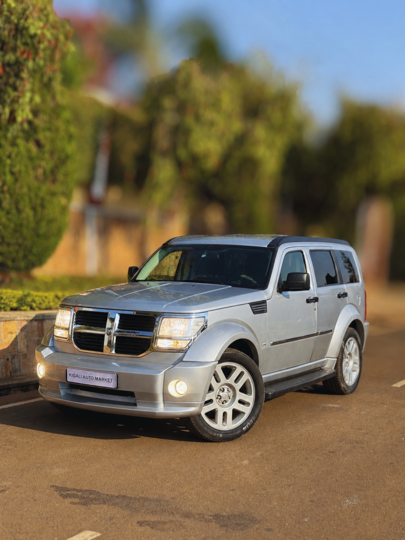 
								DODGE NITRO 2007 full									