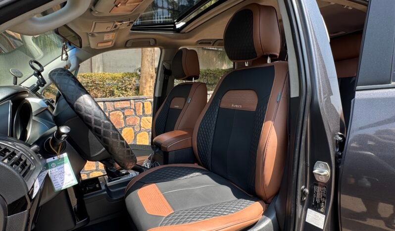 
								2016 TOYOTA LAND CRUISER PRADO VXR full									