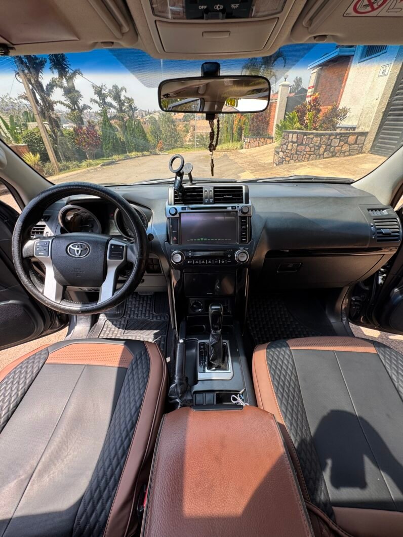 
								2016 TOYOTA LAND CRUISER PRADO VXR full									