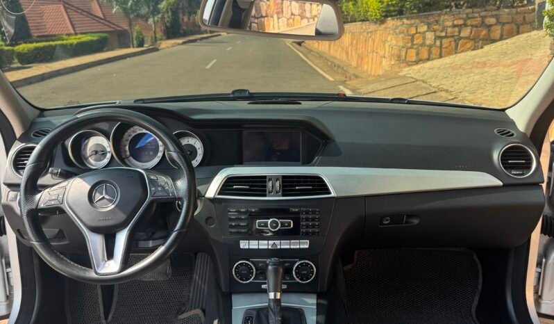 
								2012 MERCEDES BENZ C200 full									