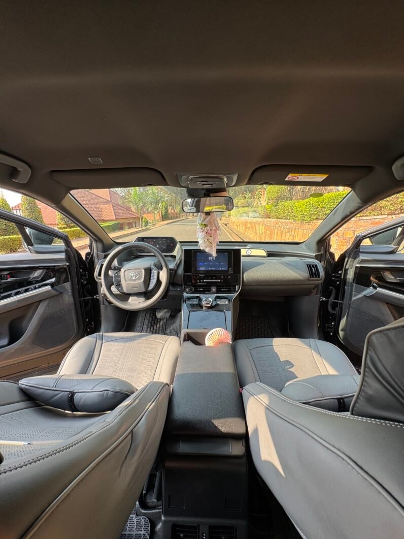
								2022 TOYOTA BZ4X ( ELECTRIC) full									