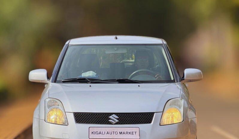 
								2007 SUZUKI SWIFT full									