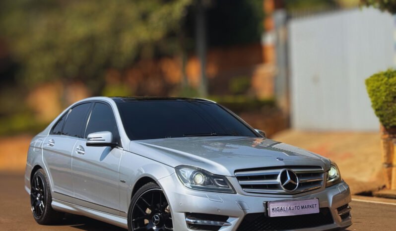 
								2012 MERCEDES BENZ C200 full									