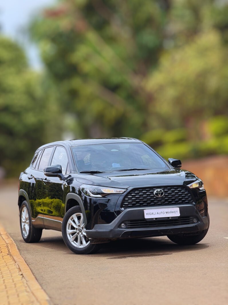 
								2025 TOYOTA COROLLA CROSS HYBRID full									