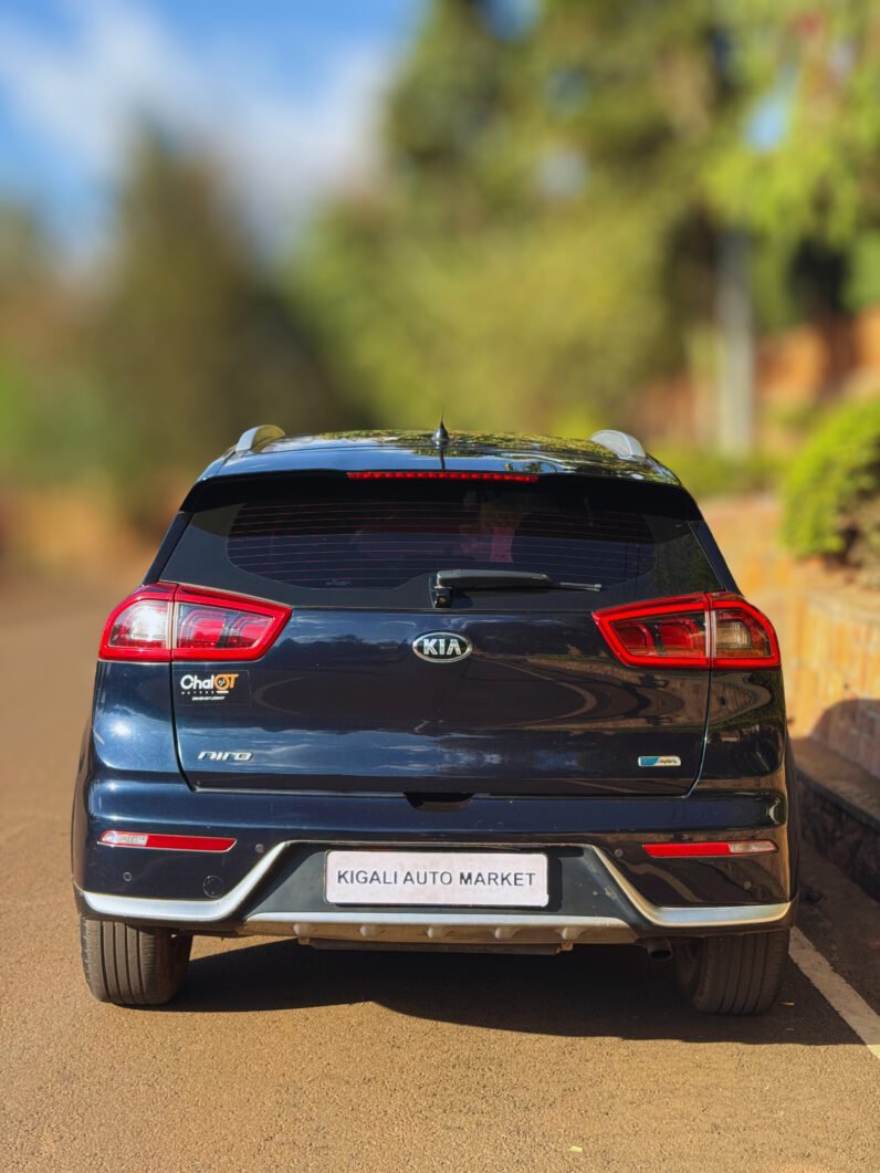
								2017 KIA NIRO HYBRID full									