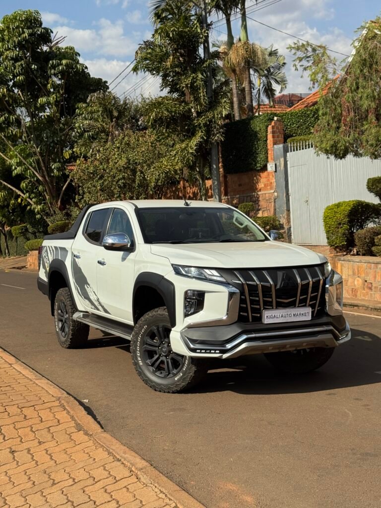 2022 MITSUBISHI SPOTERO