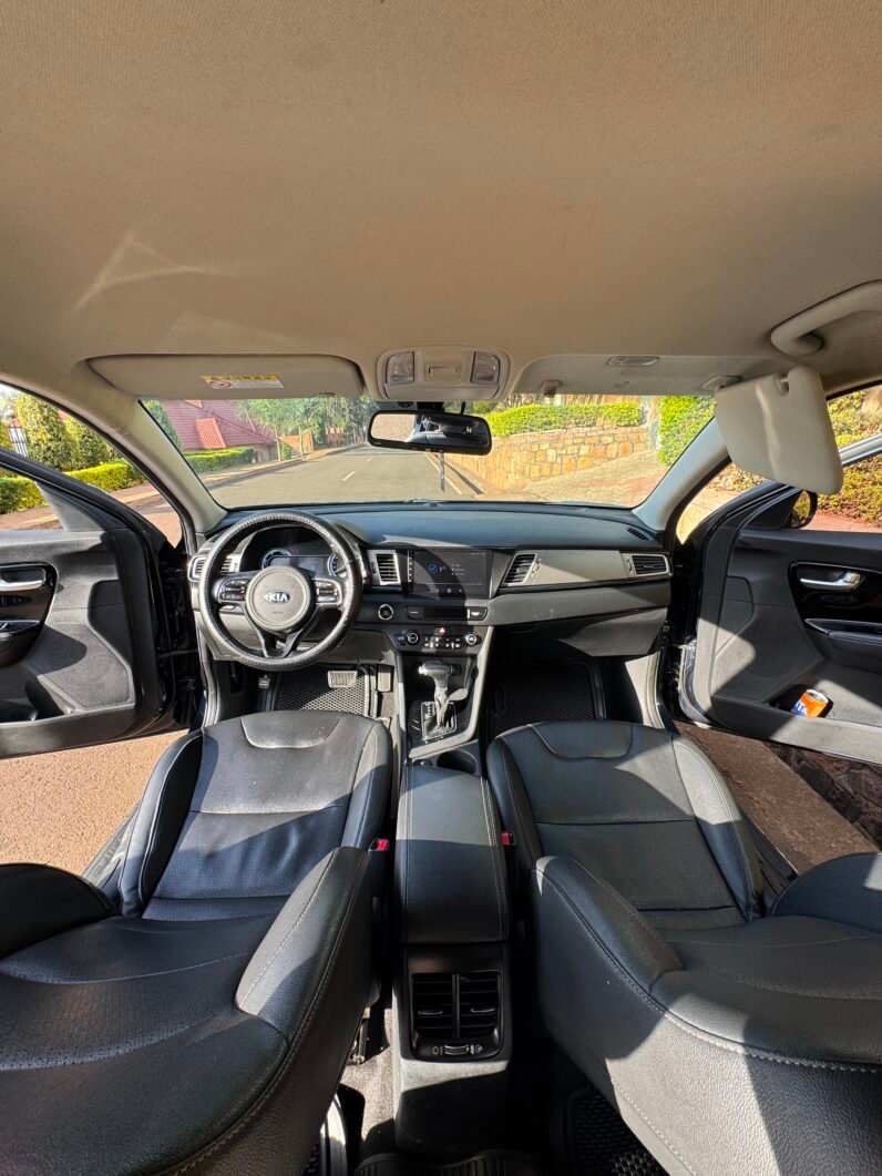 
								2017 KIA NIRO HYBRID full									