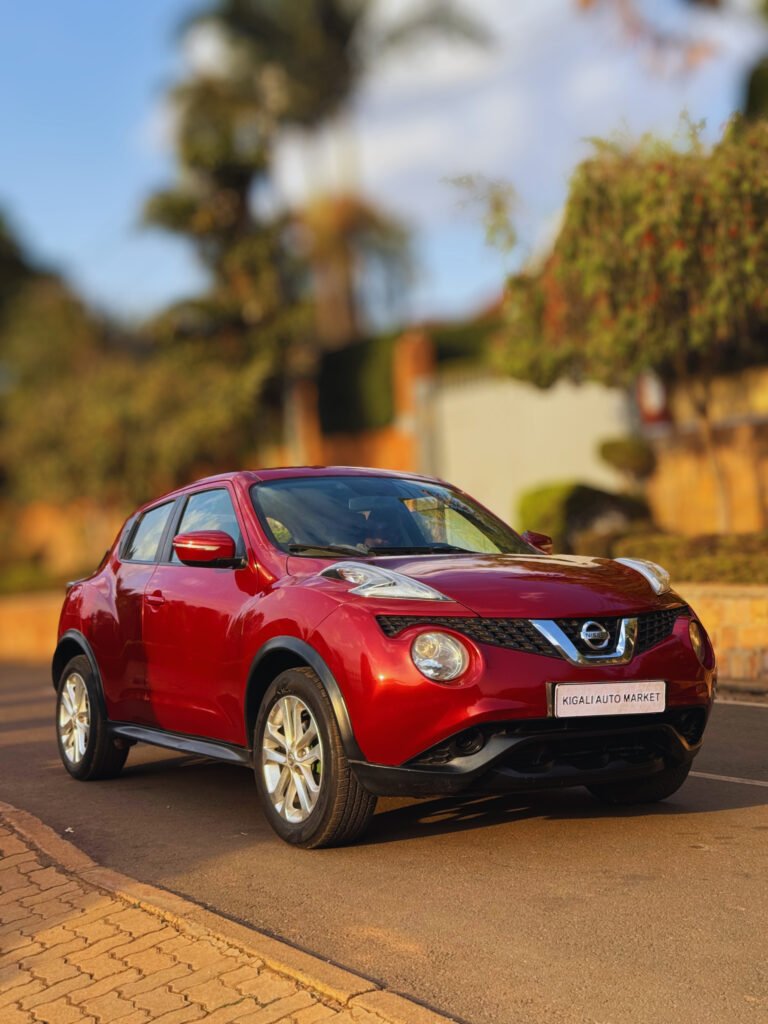 2015 NISSAN JUKE